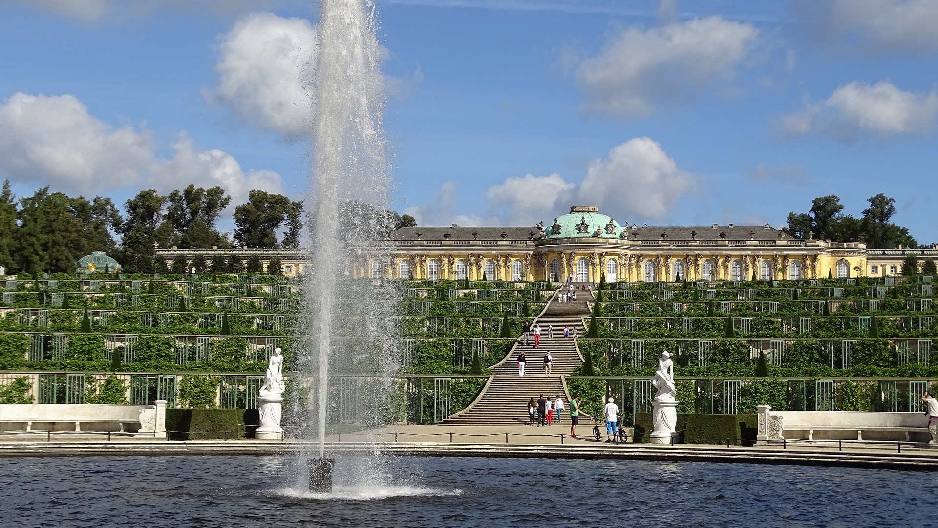 potsdam-1706482_1920